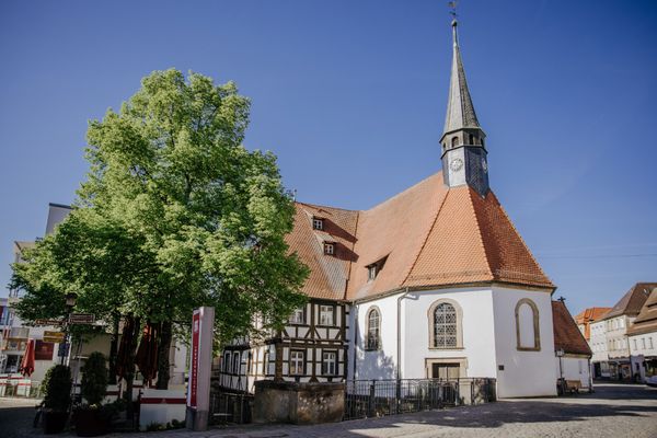 Spitalkirche mit Fachwerkanbau