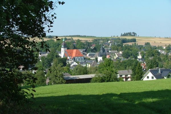 Ferienwohnung Heger Bad Steben, Blick vom Hemplabühl auf den Ort