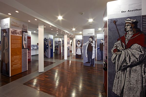 Blick in die Ausstellung des Museums im Spital Grünberg.