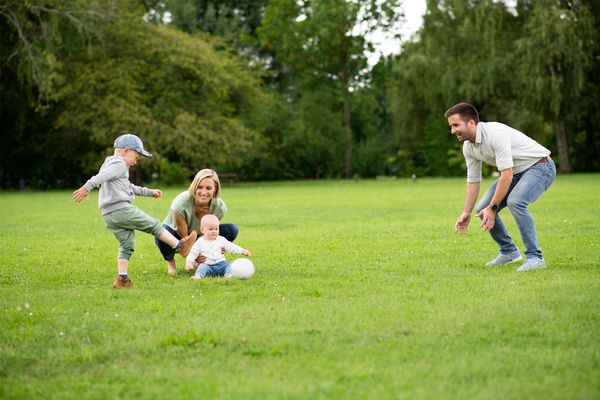 Familie im Luitpoldpark in Bad Kissingen