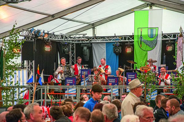 Wiesenfest Leupoldsgrün
