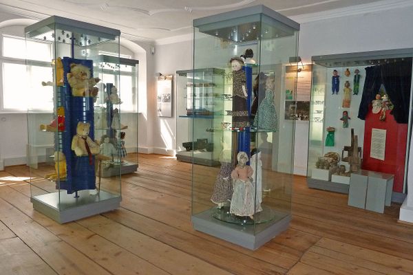 Kinder- und Spielwelten im Fichtelgebirgsmuseum Wunsiedel