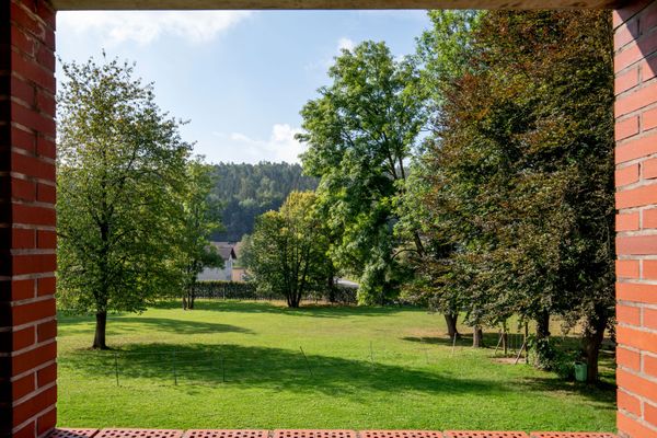 Wiese mit Schaukeln - Hohenloher Hof