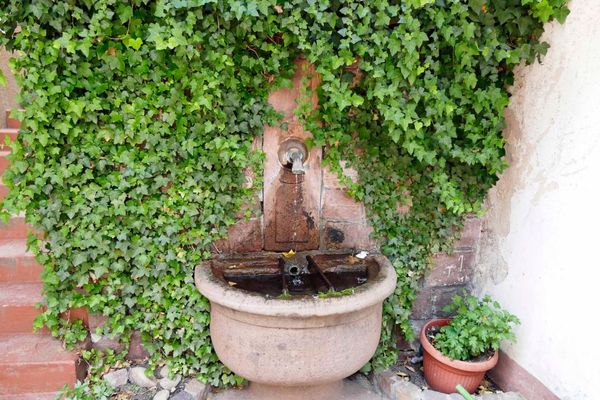 Brunnen