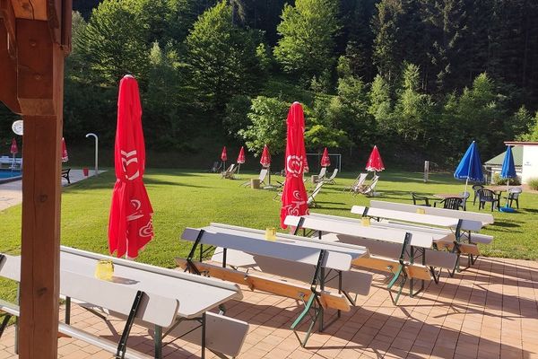 Waldschwimmbad in Warmensteinach
