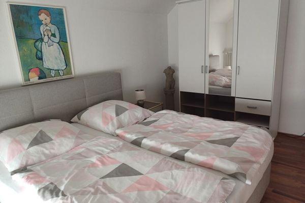 Helles Schlafzimmer