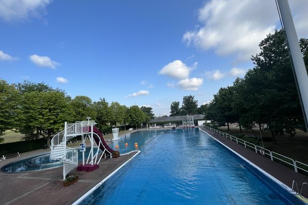 Schwimmerbecken_Freibad Mainleus