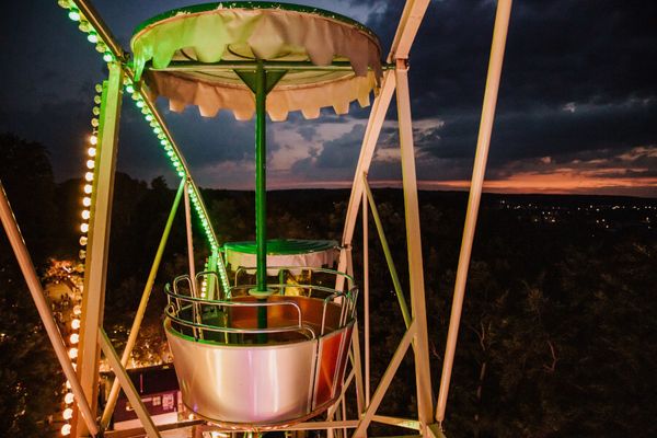 Annafest Riesenrad: Aussicht bei Nacht
