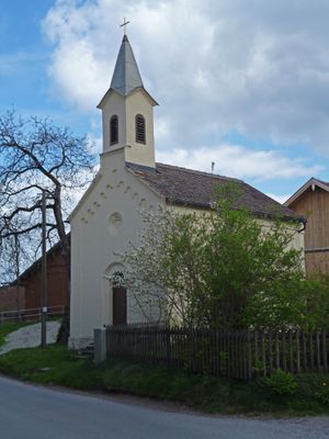 Die Dorfkapelle St. Anna in Egenried.