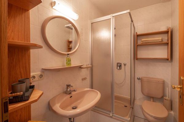 Ferienwohnung 3 - Badezimmer