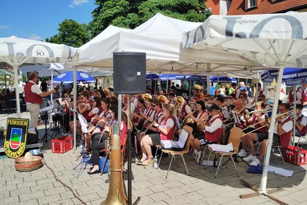 368_StandkonzertMArktplatz_900