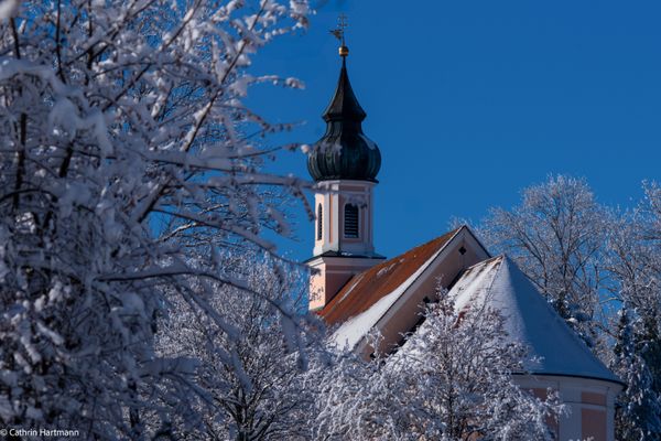 Außenansicht des Klosters im Winter