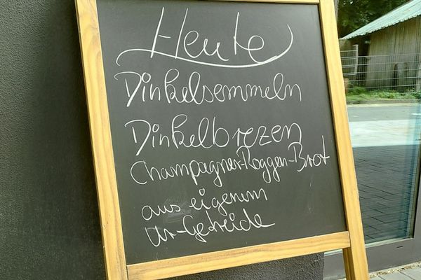 Auch frisches Brot aus Urgetreide gibt es im Hofladen Walz