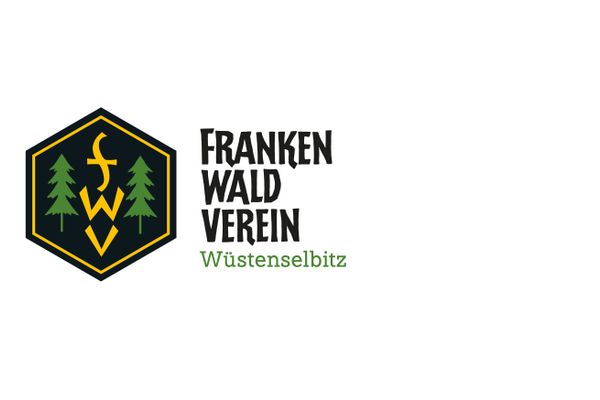 Das Bild zeigt das Logo des Frankenwaldvereins sowie die dreizeilige Schrift Frankenwaldverein mit dem Zusatz Wüstenselbitz