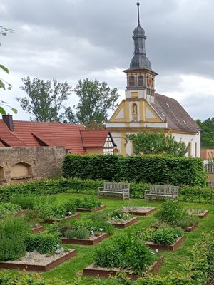 Kräutergärten und Schlosskirche