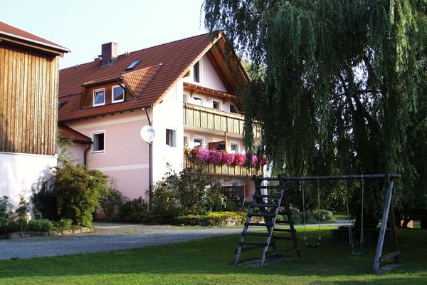 Haus mit Balkon