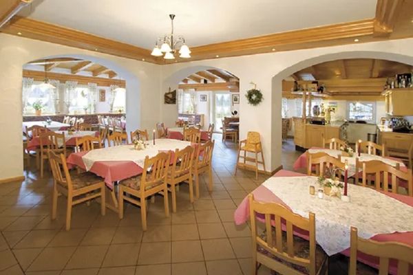 Gastraum vom Gasthof-Pension Reinl