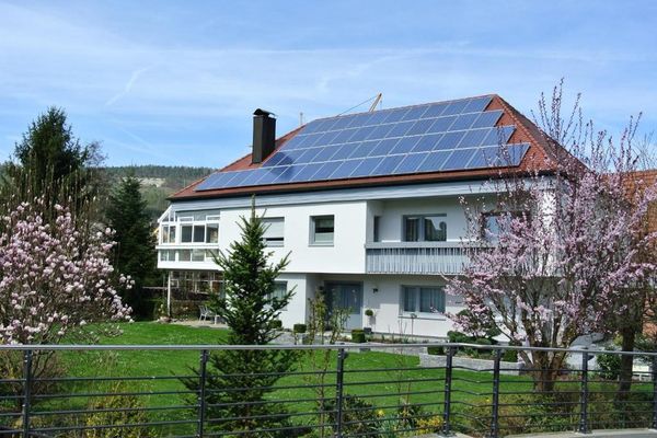 Ferienwohnung mit großem Garten