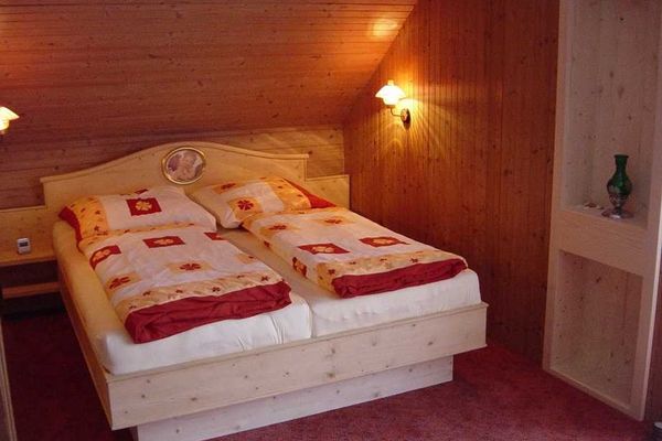 Ferienwohnung Schlafzimmer mit Doppelbett