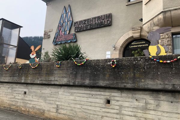 Osterdeko am Kulturzentrum
