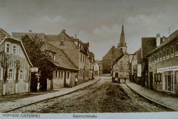 Bahnhofstraße 4