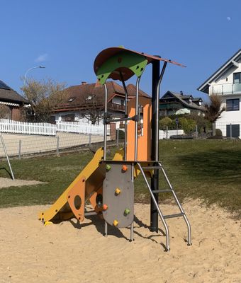 Spielplatz Amselweg Rutscheturm
