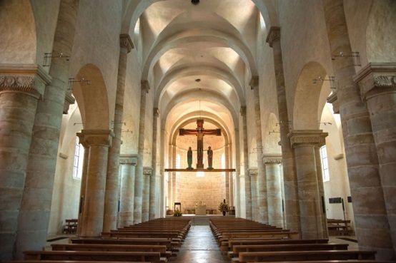 Innenansicht Basilika St. Michael in Altenstadt