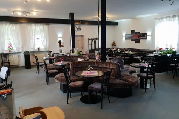 Café Bistro Bar Stone | Caféhaus, Möbel