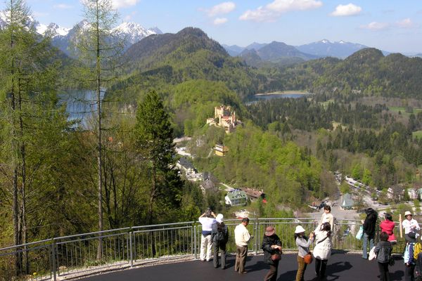 Hohenschwangau vom Weg zur Marienbrücke