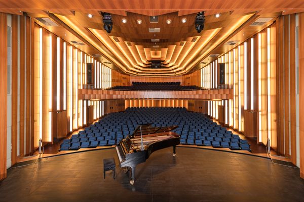 Blick in den Saal des Rosenthal Theaters in Selb