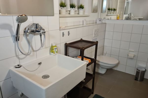 Toilette im UG