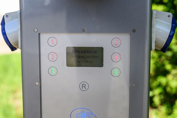 Stromsäule Wohnmobilstellplatz Oberes Tor