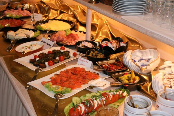 Frühstücksbuffet... das garantiert keine Wünsche offen lässt...