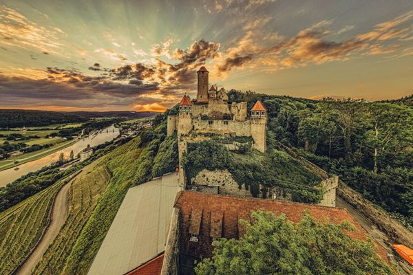 Burg Hornberg im Neckartal