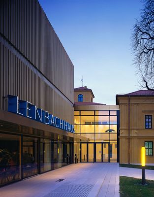 Städtische Galerie im Lenbachhaus und Kunstbau
