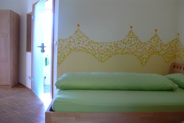 Zimmer 3 "Flower Power"