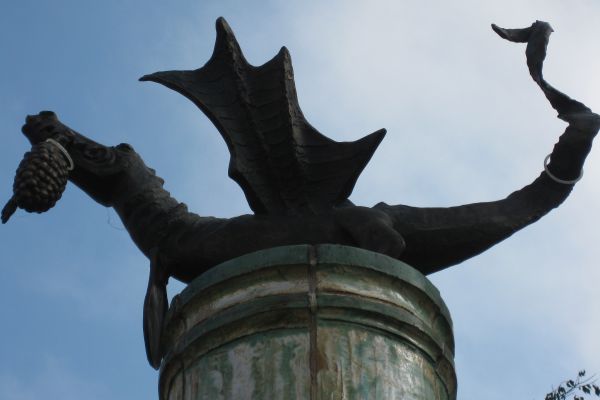 Bild des Datensatzes Leidenschaft trifft Geschichte - Worms in der Welt des Mittelalters vermittelt anhand der Nibelungensage