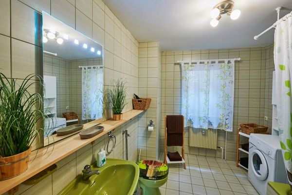 Ferienwohnung Geisbergblick Badezimmer