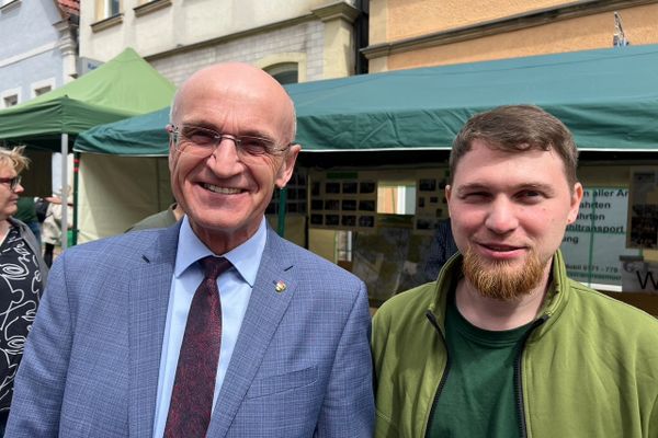 Wilhelm Schneider (1. Vorsitzender des Naturparks) und Lukas Bandorf (Geschäftsführer)