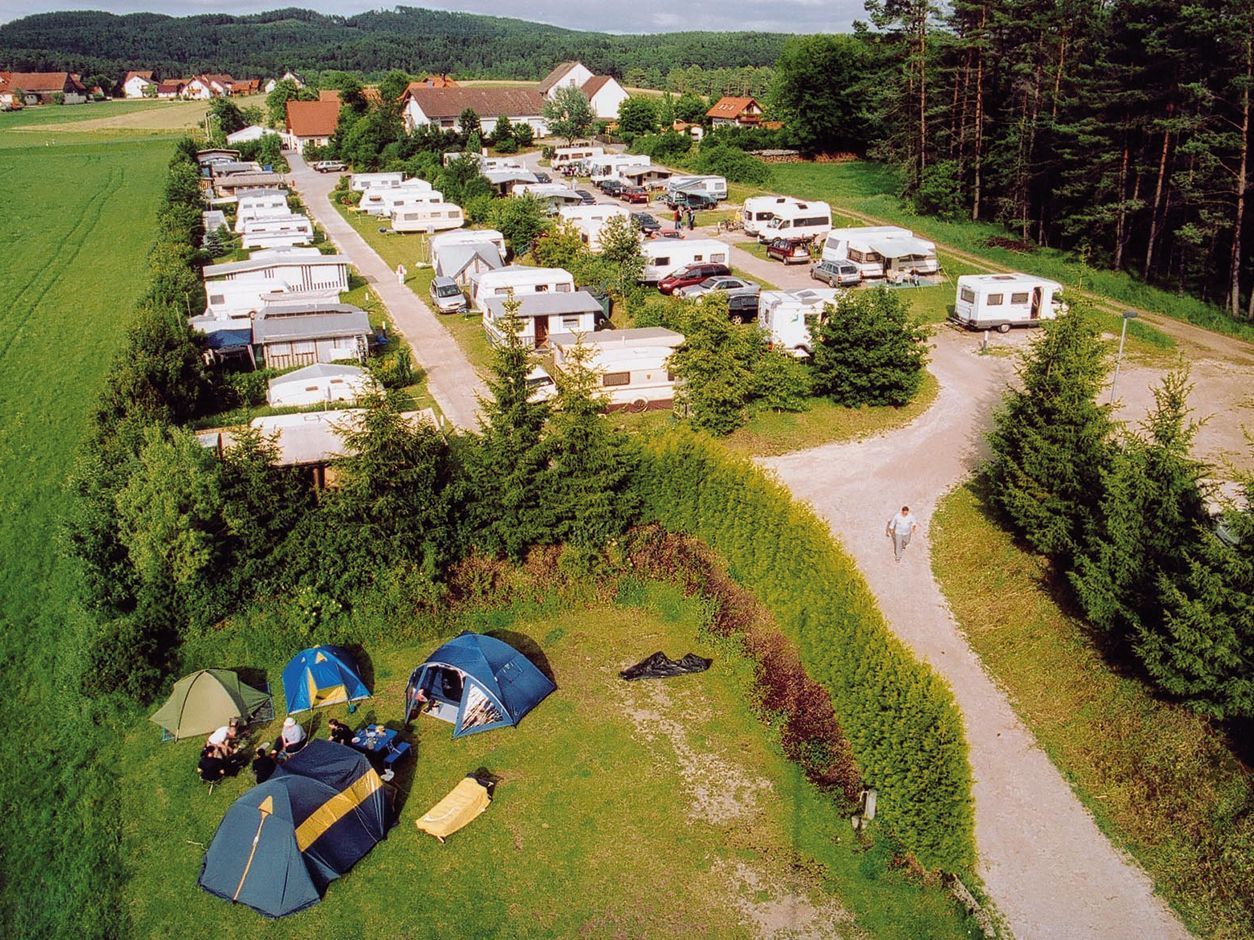 Naturpark Frnkische Schweiz: Campingplatz Jurahhe