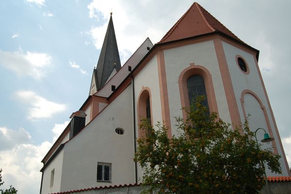 The church of Burggen