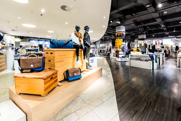 sport_huebner_innenansicht_darmstadt_marketing_klaus_mai