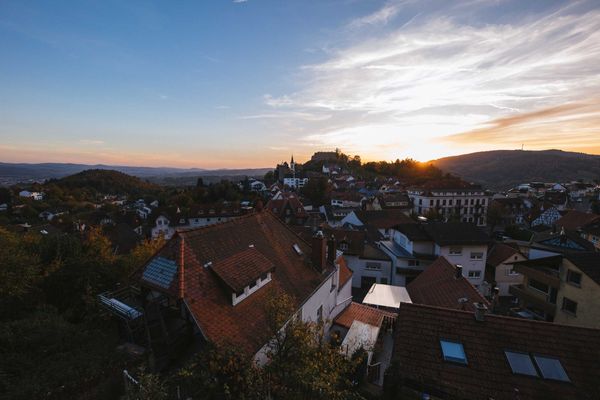 Blick Ã¼ber Lindenfels auf die Burg