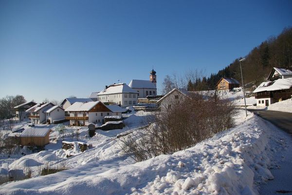 Perasdorf im Winter