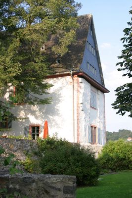 Blick in den Burghof der Höhenburg in Gemünden/Burg-Gemünden im Vogelsberg.