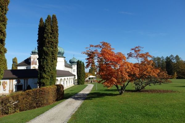 Parkanlage Höhenried