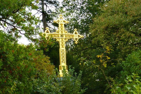 Goldenes Kreuz