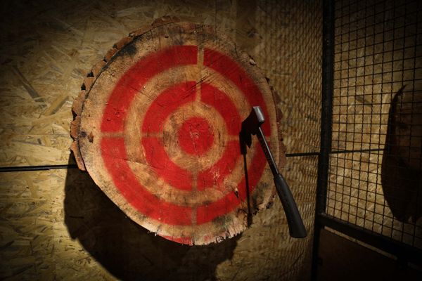 Rage Axe, Axtwerfen auf 600 qm in Weiterstadt