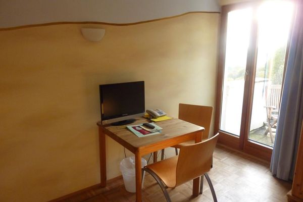 Zimmer 27 "Goldenes Band"