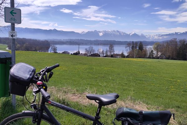 Blick bei Uffing auf den Staffelsee